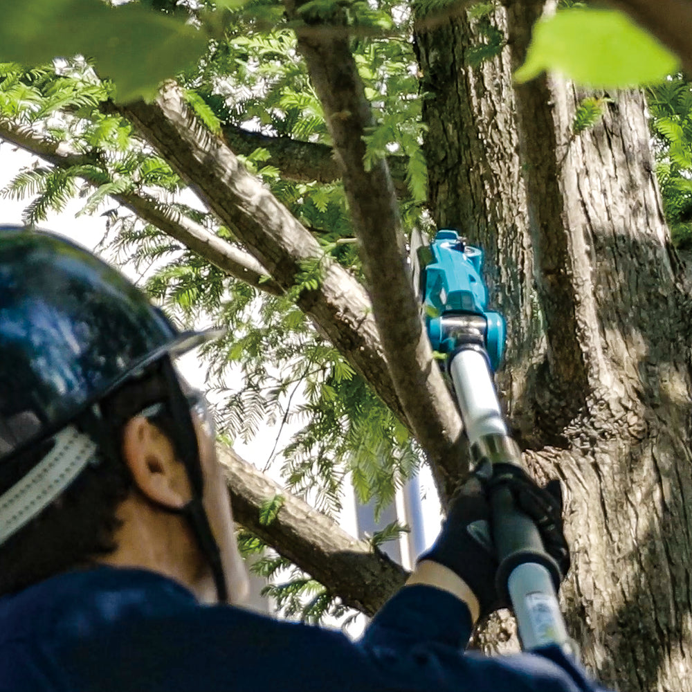 Makita DUA200Z Cordless Brushless Pole Saw 200mm (8″) 18V LXT (Bare Tool Only)