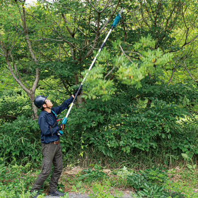 Makita DUA200Z Cordless Brushless Pole Saw 200mm (8″) 18V LXT (Bare Tool Only)