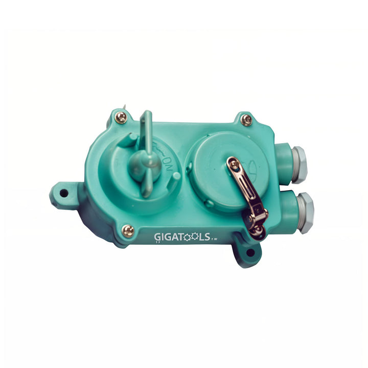 Surer Marine Watertight Socket 2P+E 250V – GIGATOOLS Industrial Center