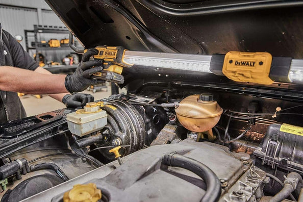DeWalt DCL045 -XJ Cordless Jobsite LED Under Bonnet Light 18V/20V (Bare Tool Only)
