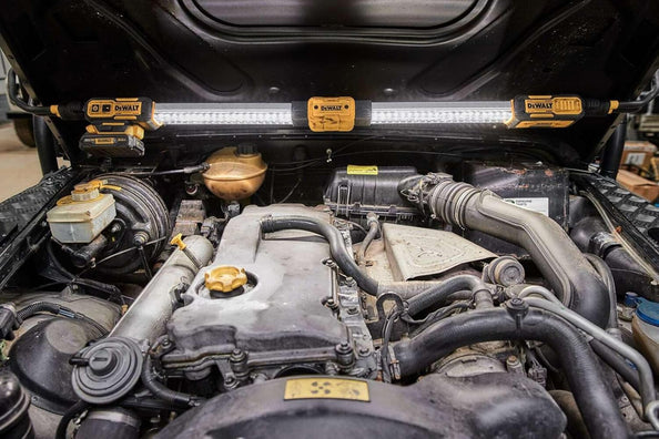 DeWalt DCL045 -XJ Cordless Jobsite LED Under Bonnet Light 18V/20V (Bare Tool Only)