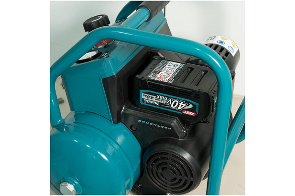 Makita AC001GZ Cordless Brushless 2-Gallon Quiet Series Compressor 40V max XGT Li-Ion (Bare Tool Only)