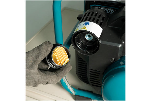 Makita AC001GZ Cordless Brushless 2-Gallon Quiet Series Compressor 40V max XGT Li-Ion (Bare Tool Only)