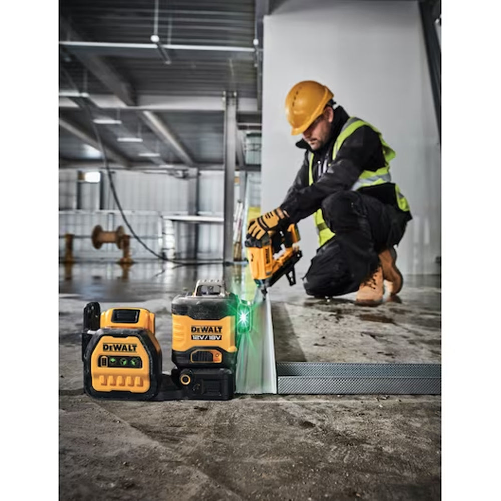 DeWalt DCE089NG18-XJ 70/100-Meters Green Beam Multiline Laser Level 12V/18V/20V XR (Bare Tool Only)
