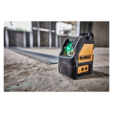 DeWalt 30-Meters Green Beam Cross Line Laser ( DW088CG-XJ ) (Tripod is not Included)