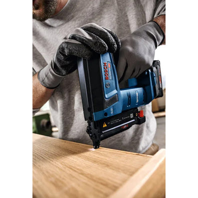 Bosch PRO GNH 18V-35 Brushless Cordless Wood Nailer 18V (Bare Tool Only)