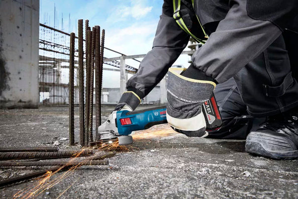 Bosch GWS 18V-11 S Brushless Cordless Angle Grinder Kit Set, up to 1100W power