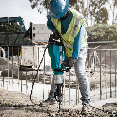 Makita HM1502 Electric Breaker 49.1J 28.6mm Hex Shank 1,900W (Made in Japan)