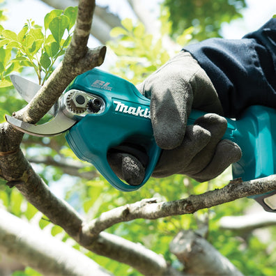 Makita UP100DSMJ Brushless Cordless Pruning Shears 12Vmax CXT™ Li-Ion Kit Set
