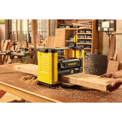 Stanley STP18 Thickness Planer (1,800W)