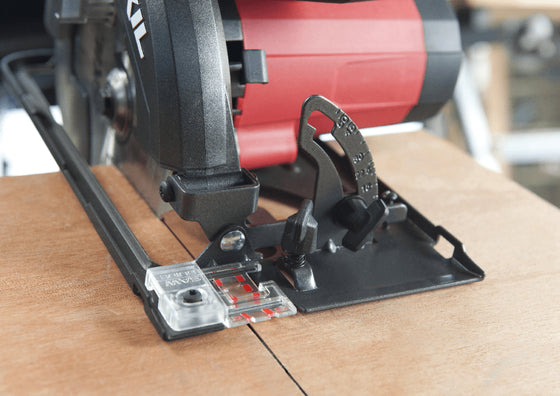 Skil 5830 Professional Circular Saw 7-1/4