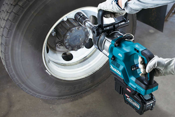 Makita TW010GZ Cordless Brushless Impact Wrench 25.4mm (1″) 3,150 N·m (2,323 ft.lbs.) 40V max XGT® Li-Ion (Bare Tool Only)