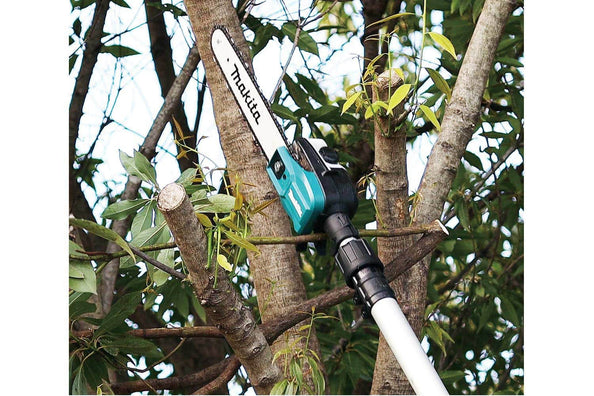 Makita UA004GZ Cordless Brushless Pole Saw 300mm (12″) 40Vmax XGT™ (Bare Tool Only)