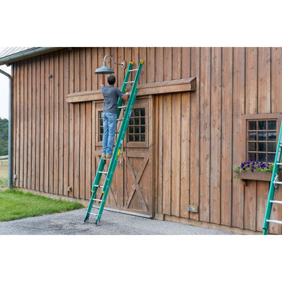 Werner Fiberglass Extension Ladder (Green) (225lbs.) ( Made in USA )
