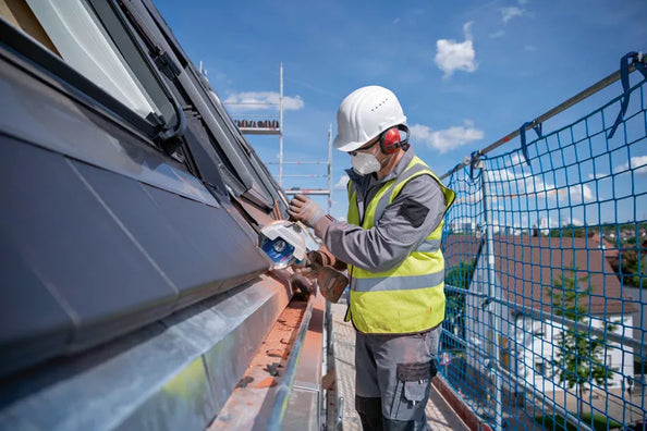 Bosch Professional GWS 18V-180 P Brushless Cordless Angle Grinder 18V BI-TURBO (Bare Tool Only)