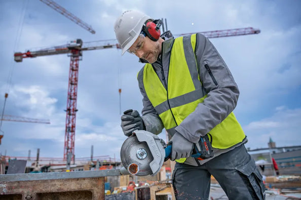 Bosch Professional GWS 18V-180 P Brushless Cordless Angle Grinder 18V BI-TURBO (Bare Tool Only)