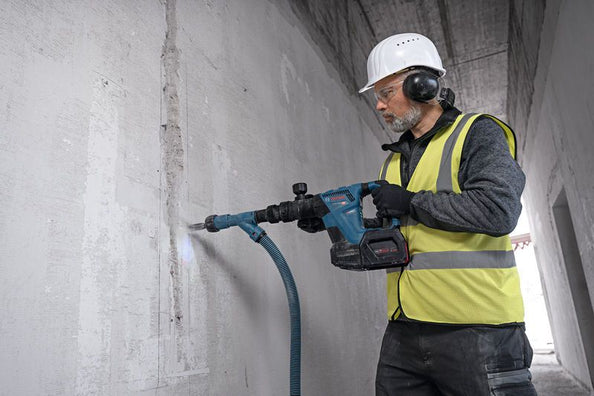 Bosch Professional GSH 18V-5 Brushless Cordless SDS MAX Demolition Hammer / Chipping Gun 18V (Bare Tool Only)