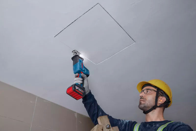 Bosch GSA 18V-24 Professional Brushless Cordless Reciprocating Saw 18V (Bare Tool Only)