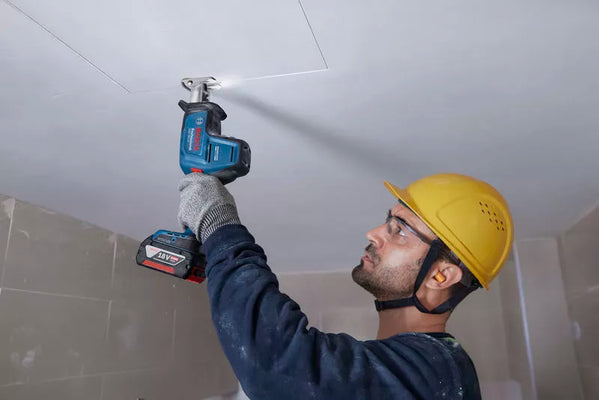 Bosch GSA 18V-24 Professional Brushless Cordless Reciprocating Saw 18V (Bare Tool Only)