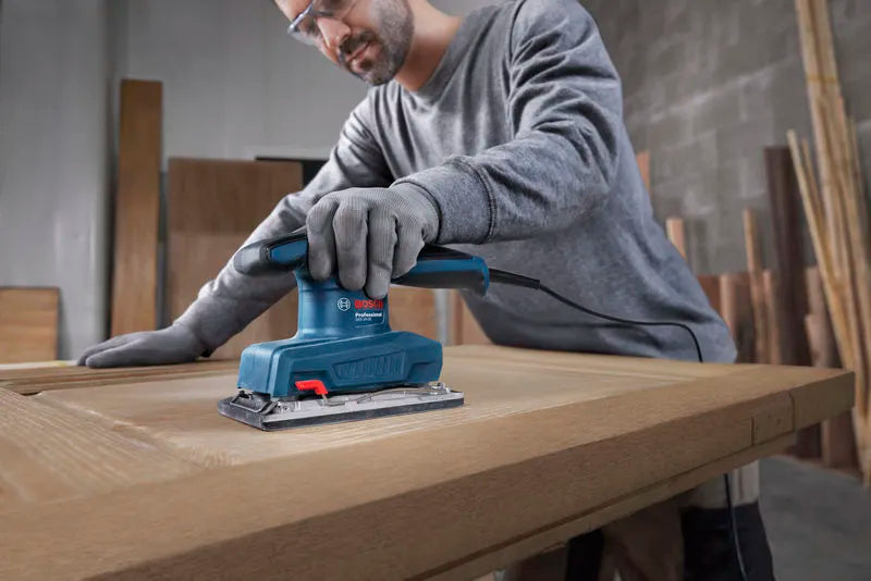 Bosch Professional GSS 20-18 Finishing Sander (200W)