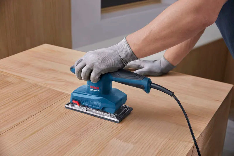 Bosch Professional GSS 20-18 Finishing Sander (200W)