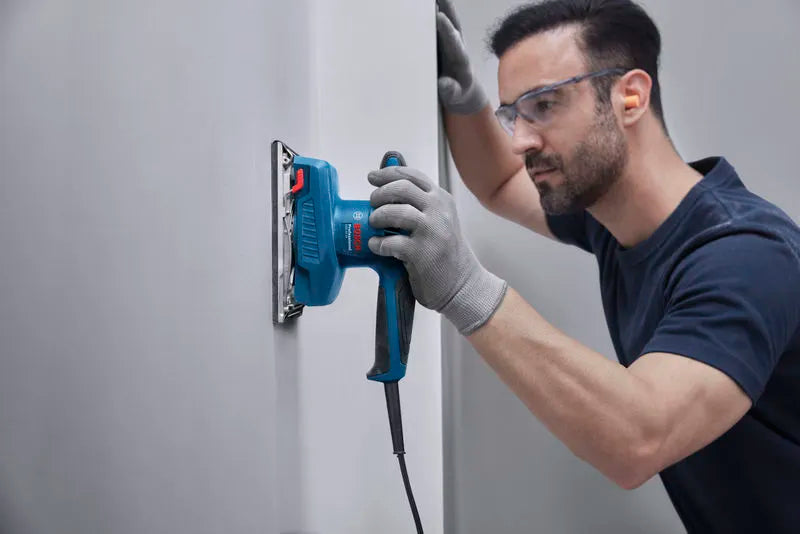 Bosch Professional GSS 20-18 Finishing Sander (200W)