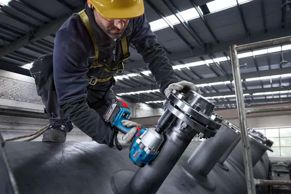 Bosch GDS 18V-780 Professional Cordless Brushless Impact Wrench 18V (max torque 780Nm) (Bare Tool Only)