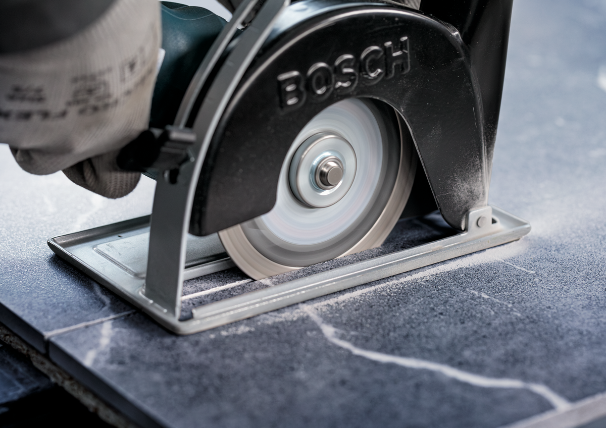 Bosch PRO 4