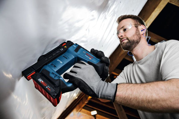 Bosch PRO GTH 18V-14 Brushless Cordless Wood Stapler 18V (Bare Tool Only)