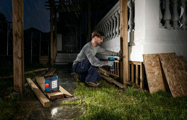 Bosch GLI 18V-1500 Professional Cordless LED Work Light , 1500/800 Lumens, IP64 18V (Bare Tool Only)