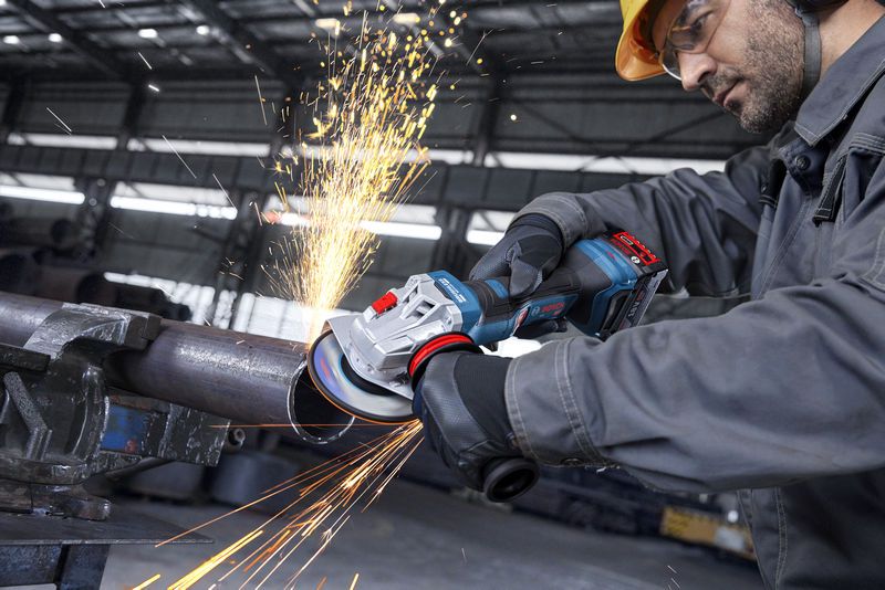 Bosch PRO GWS 18V-11 PS Brushless Cordless 100mm (4