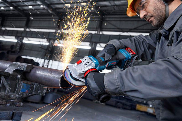 Bosch PRO GWS 18V-11 PS Brushless Cordless 100mm (4