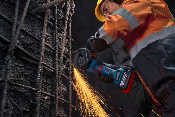 Bosch PRO GWS 18V-11 PS Brushless Cordless 100mm (4