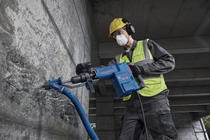 Bosch Professional GSH 11 EV Demolition Hammer with SDS max (1,500W)