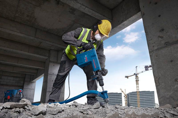 Bosch Professional GSH 11 EV Demolition Hammer with SDS max (1,500W)