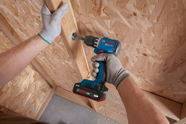 Bosch PRO GSR 18V-52 Cordless Drill/Driver 18V Kit Set
