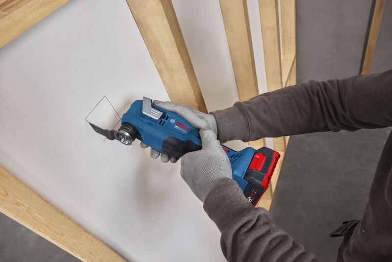 Bosch PRO GOP 18V-30 Brushless Cordless Multifunction/Multi Tool 18V (Bare Tool Only)