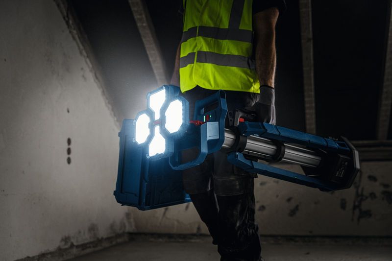 Bosch GLT 18V-5000 Professional Cordless LED Jobsite / Tower Work Light, 5000/2500/1000 Lumens, IP54 18V (Bare Tool Only)
