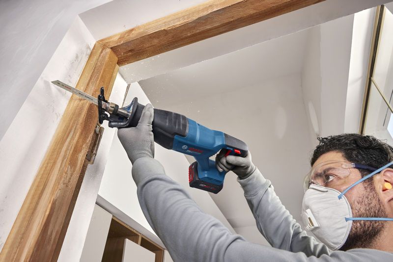 Bosch PRO GSA 18V-280 Brushless Cordless Reciprocating Saw 18V (Bare Tool Only)