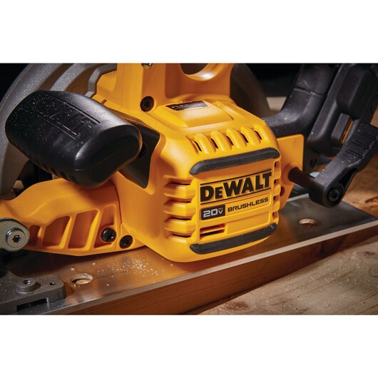 DeWalt DCS573N -KR Brushless Cordless 7-1/4