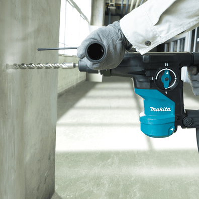 Makita HR3001CJ Combination / Rotary Hammer 30mm (1-3/16″) 3.9J 1,050W