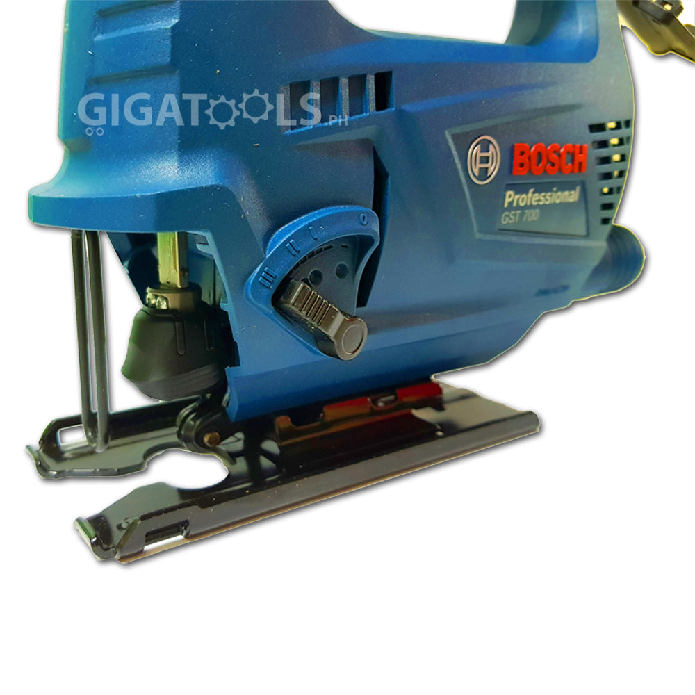 Bosch GST 700 Professional Jigsaw (500W) - GIGATOOLS.PH