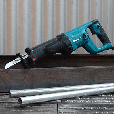 Makita JR3050T Reciprocating Saw (1,010W) - GIGATOOLS.PH