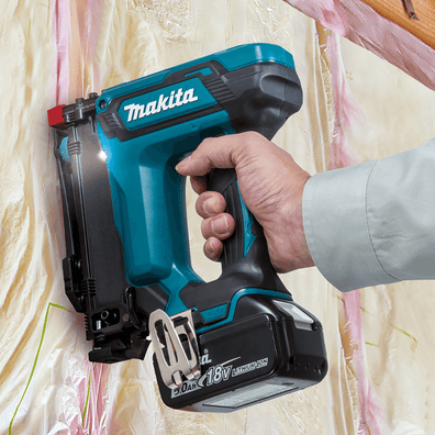Makita DST421ZK Cordless Stapler 4mm J Wire 18V LXT® Li-Ion (Bare Tool Only)