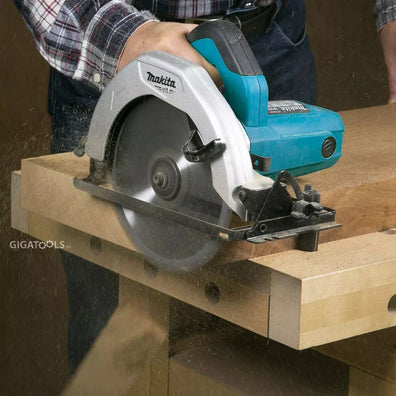 Makita M5801B Circular Saw 7-1/4