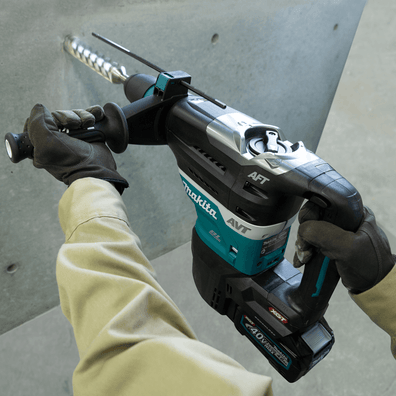 Makita HR005GZ Cordless Brushless Rotary Hammer 40mm (1-9/16″) 8J SDS-Max 40Vmax XGT™ Li-ion (Bare Tool Only)