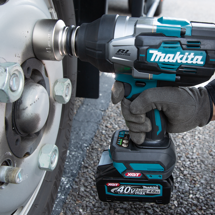 Makita TW001GZ Cordless Brushless Impact Wrench 19mm (3/4″) 1,800 N·m 40V max XGT® Li-Ion (Bare Tool Only)