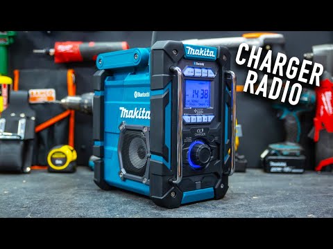 Makita DMR300 Cordless Bluetooth Job Site Charger Radio AM/FM 89mm x2 12Vmax CXT™/18V LXT® Li-Ion/AC (Bare Tool)