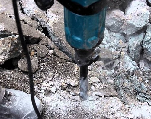 Makita HM1317C Demolition Hammer / Electric Breaker, 30mm Hex Shank 1,510W