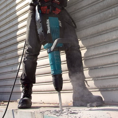 Makita HM1317C Demolition Hammer / Electric Breaker, 30mm Hex Shank 1,510W